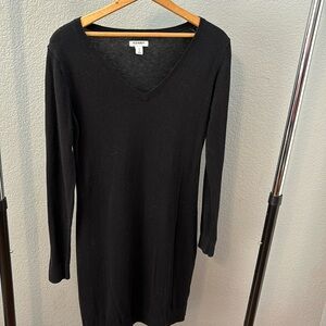 Women’s V-neck sweater dress